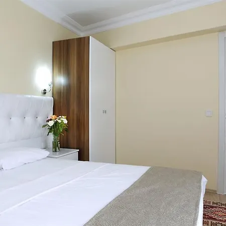 Ekim Apartament *