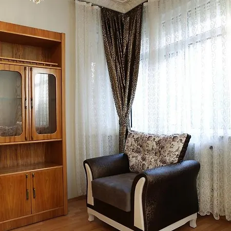 Ekim Apartament *